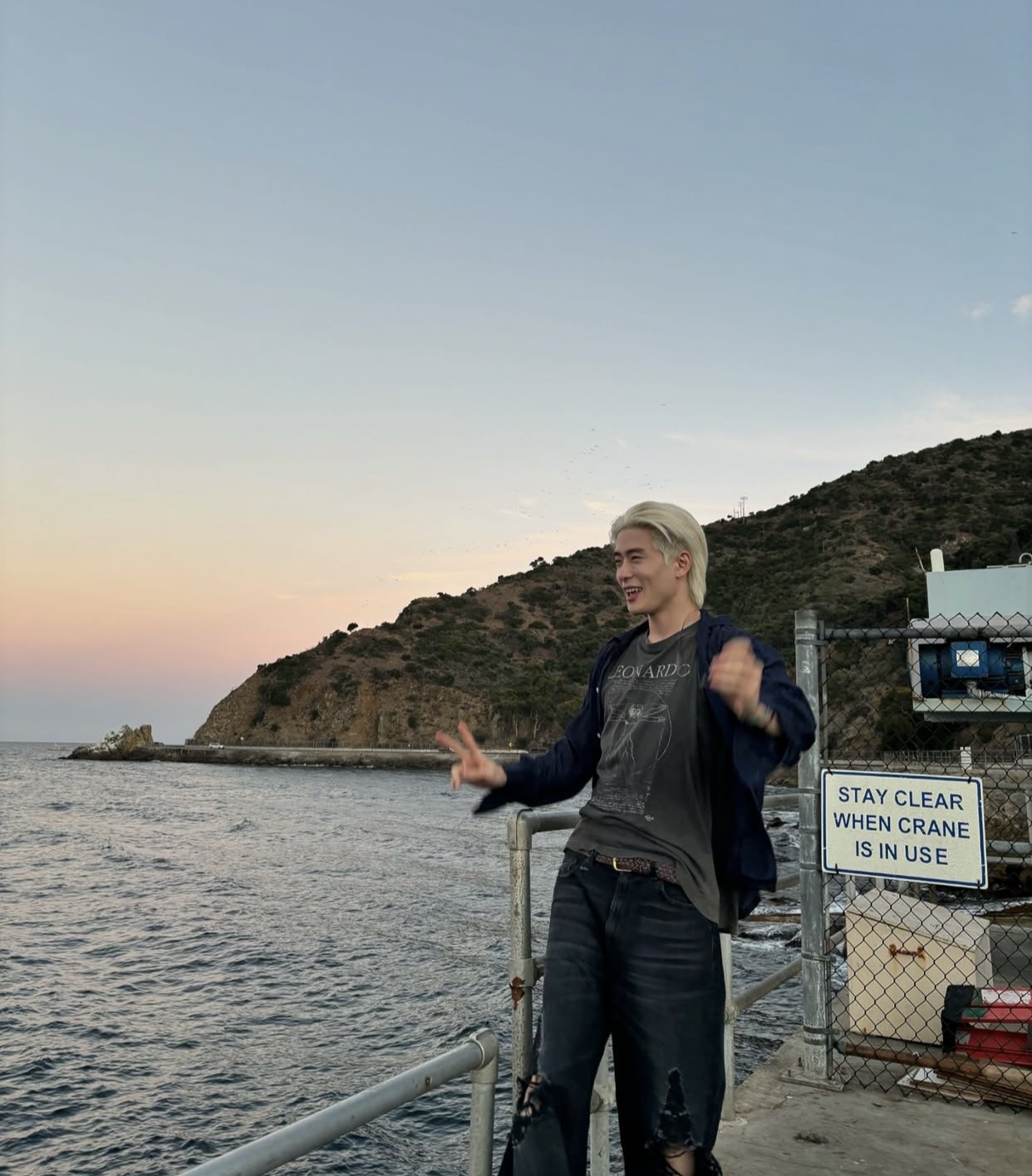 男生衣柜里的“反骨”：不会穿破洞牛仔，怎么敢说有个性？