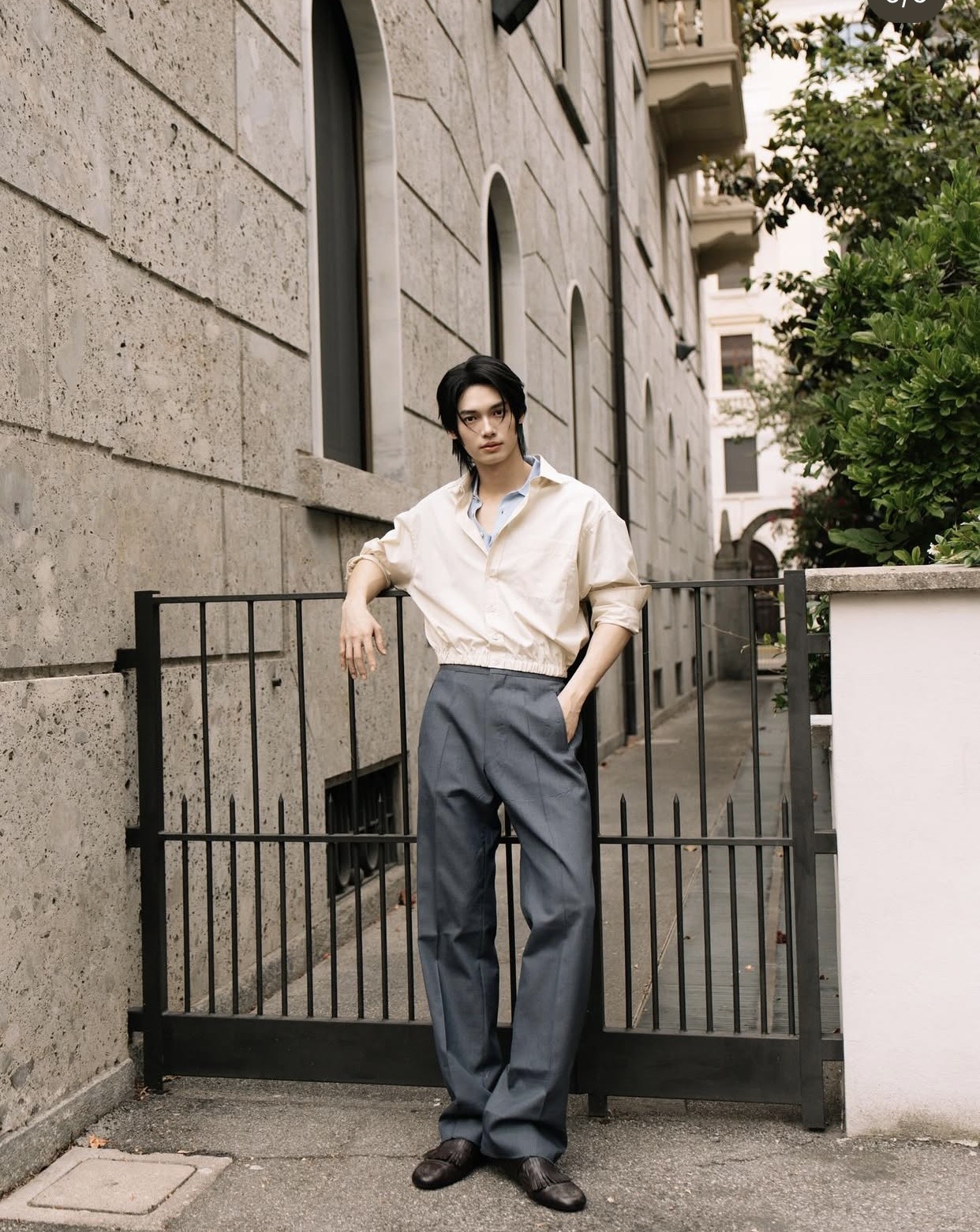 这才是真男人该有的样子！简约、干练、率性，一条西裤全搞定