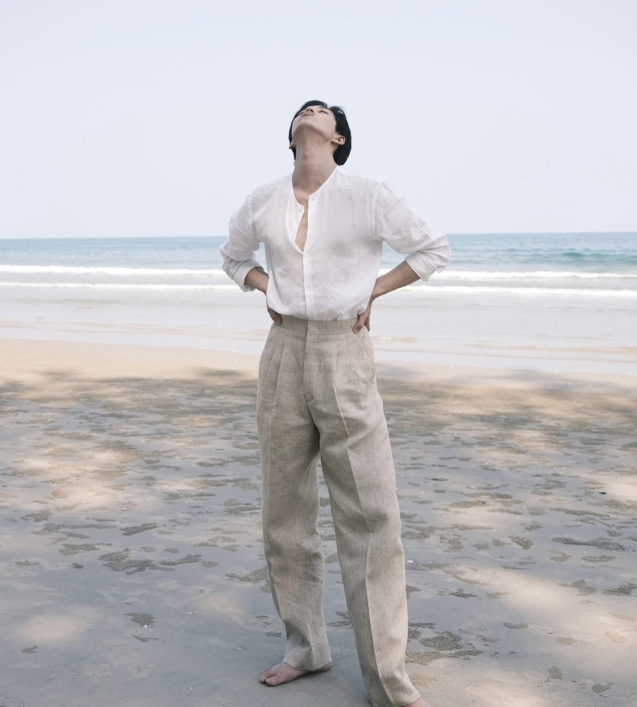 这才是真男人该有的样子！简约、干练、率性，一条西裤全搞定