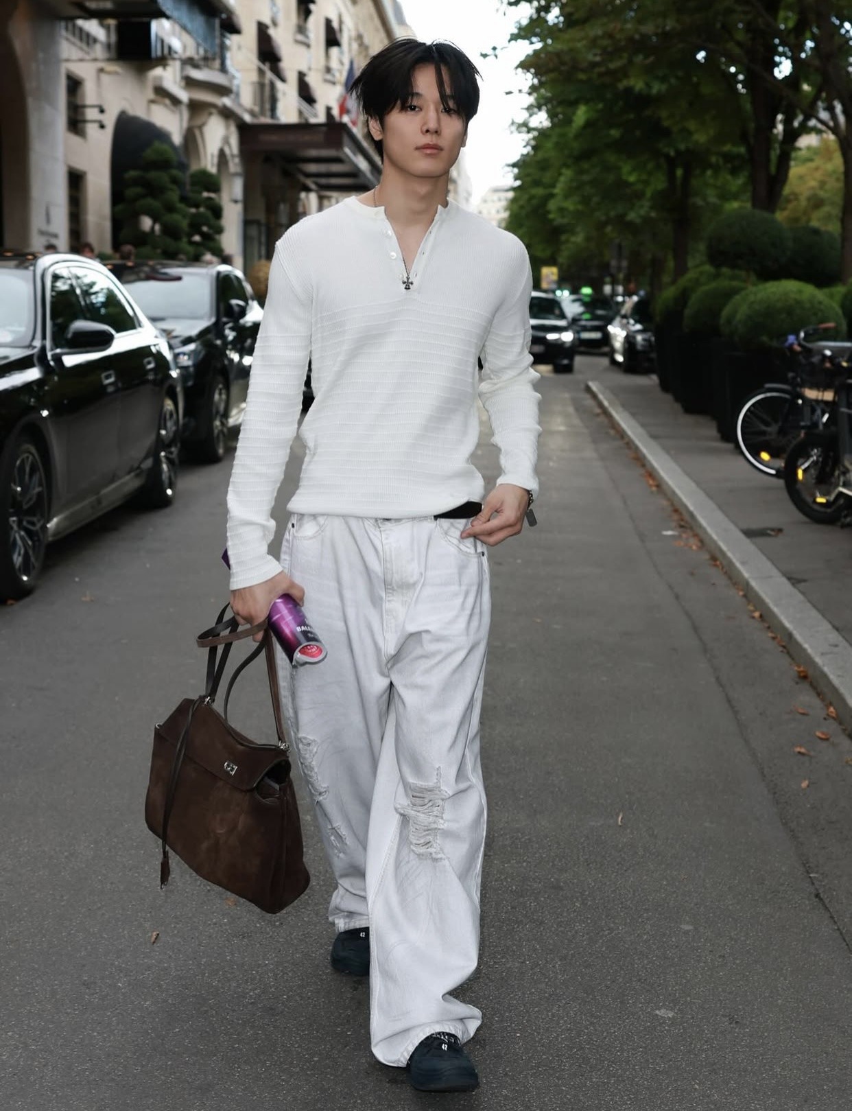 温柔学长风穿搭指南：一件条纹衫的干净温柔魔法！