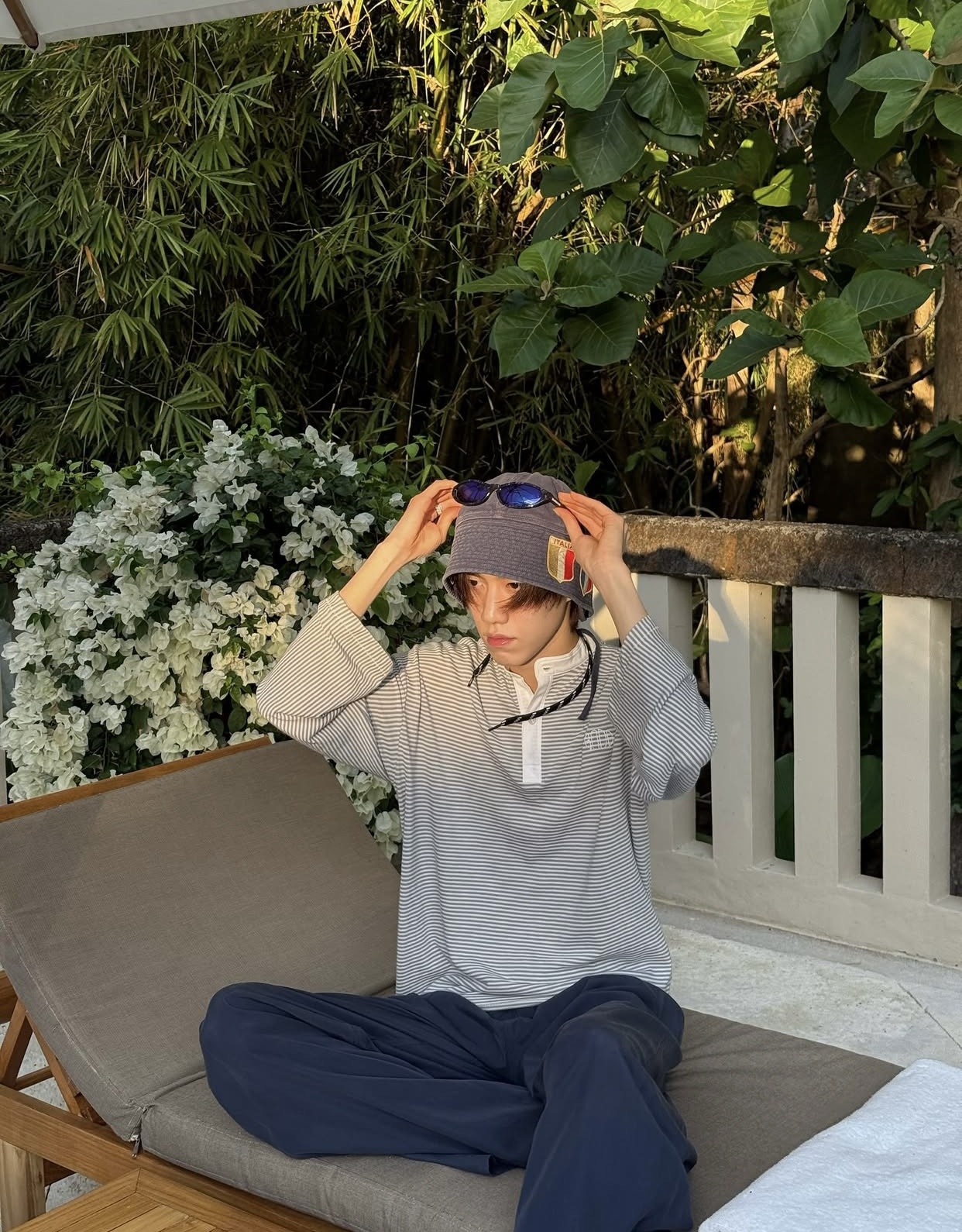 温柔学长风穿搭指南：一件条纹衫的干净温柔魔法！